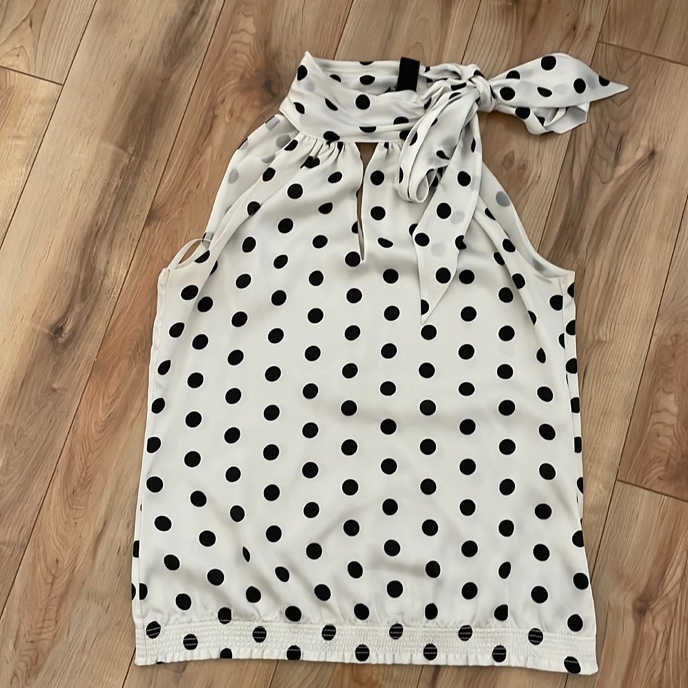 White House Black Market White Sleeveless Polka Dot Tie-Neck Top